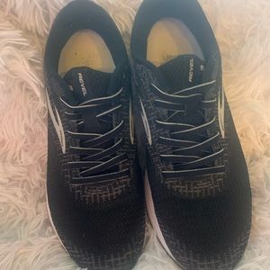 Gently used Woman’s size 9 Brooks Revel running shoes.